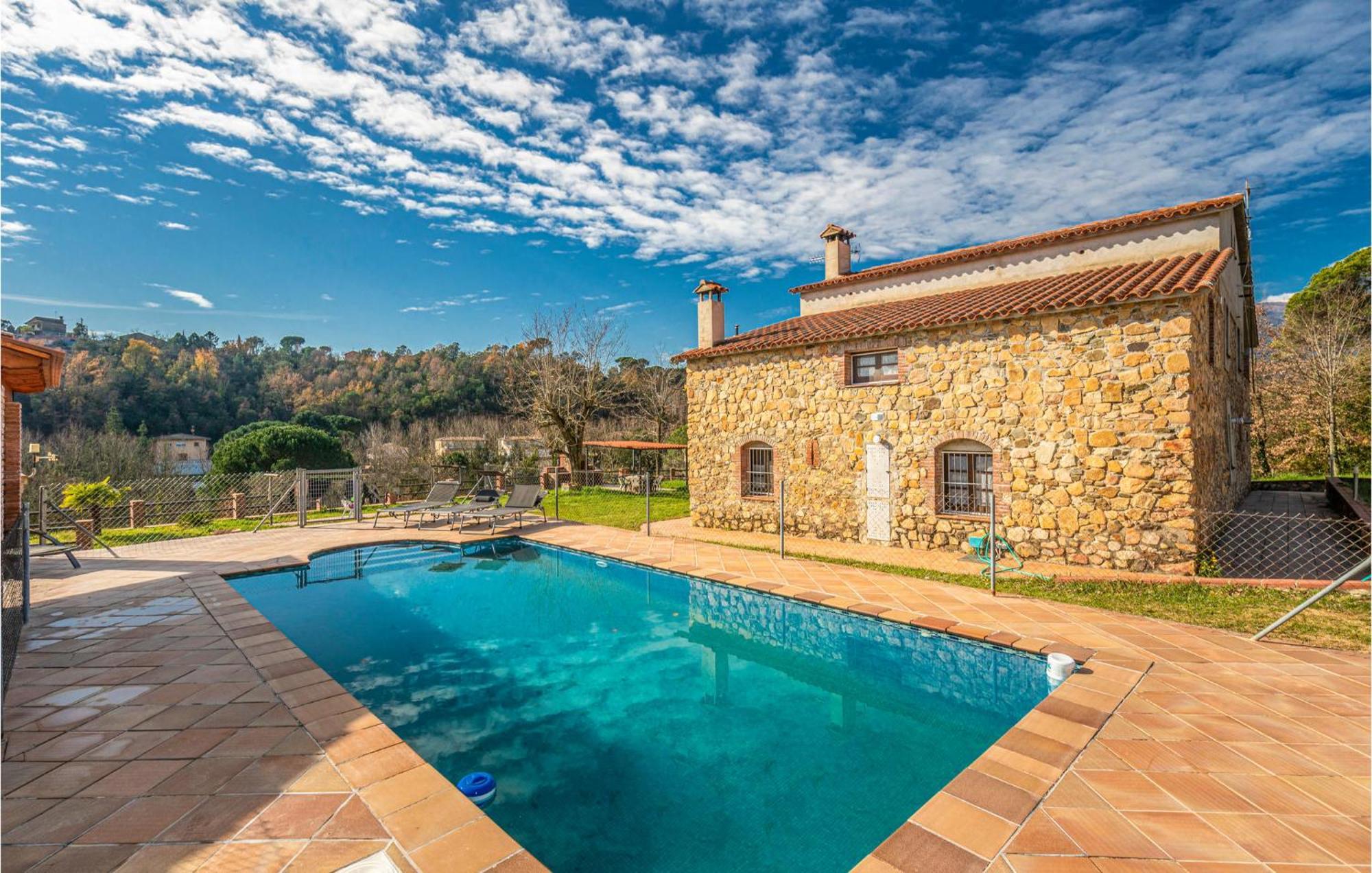Awesome Home In Riells I Viabrea With Wifi Breda Dış mekan fotoğraf