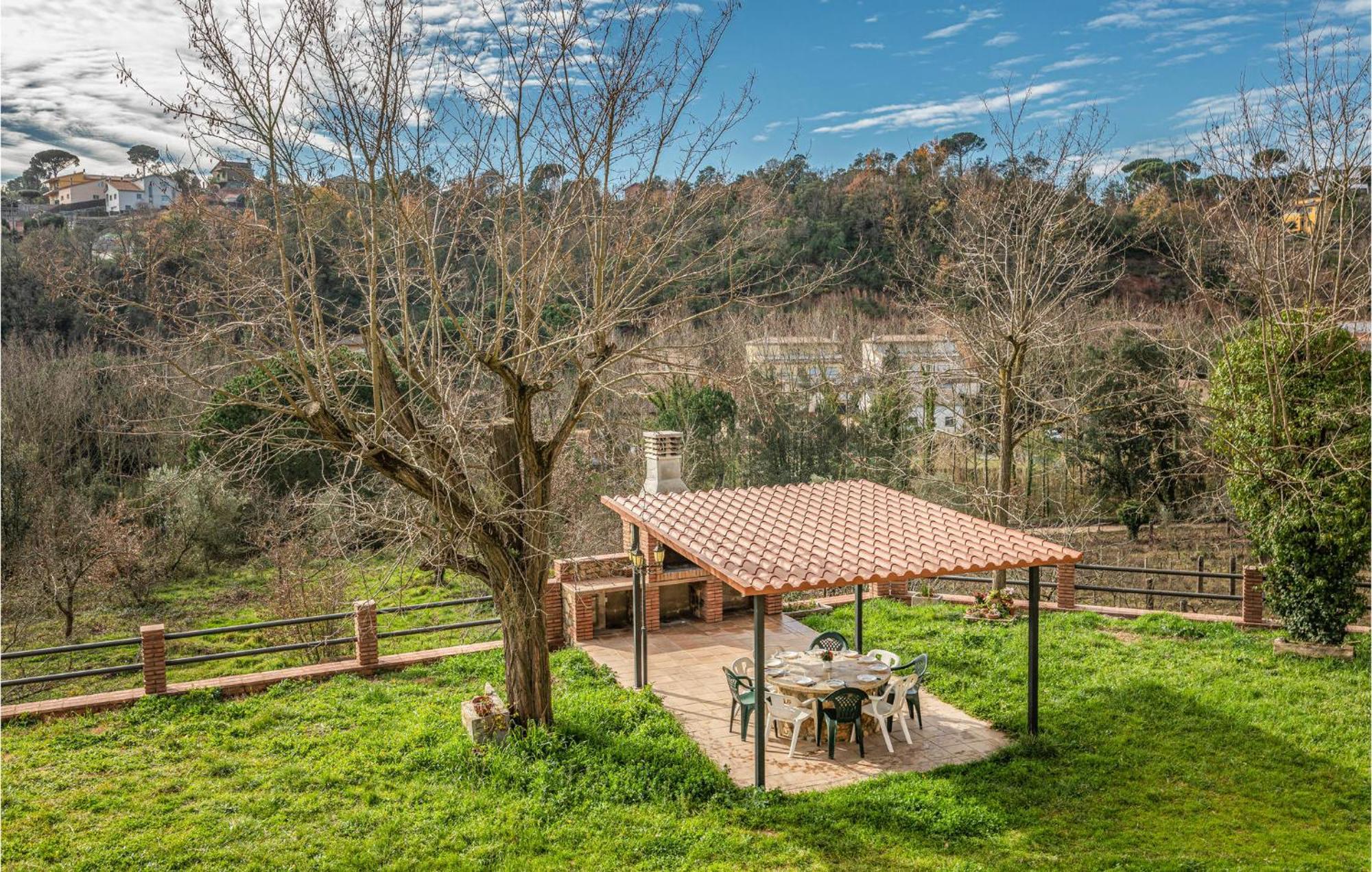 Awesome Home In Riells I Viabrea With Wifi Breda Dış mekan fotoğraf